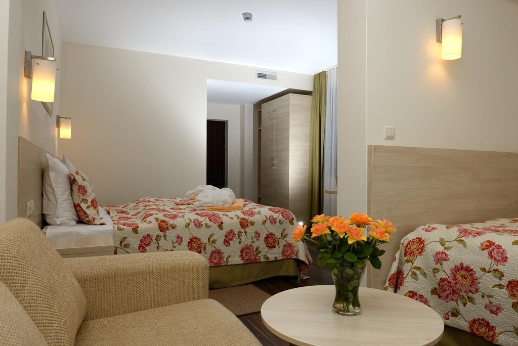 Hotel Nad Przelomem Sromowce Nizne Exterior photo